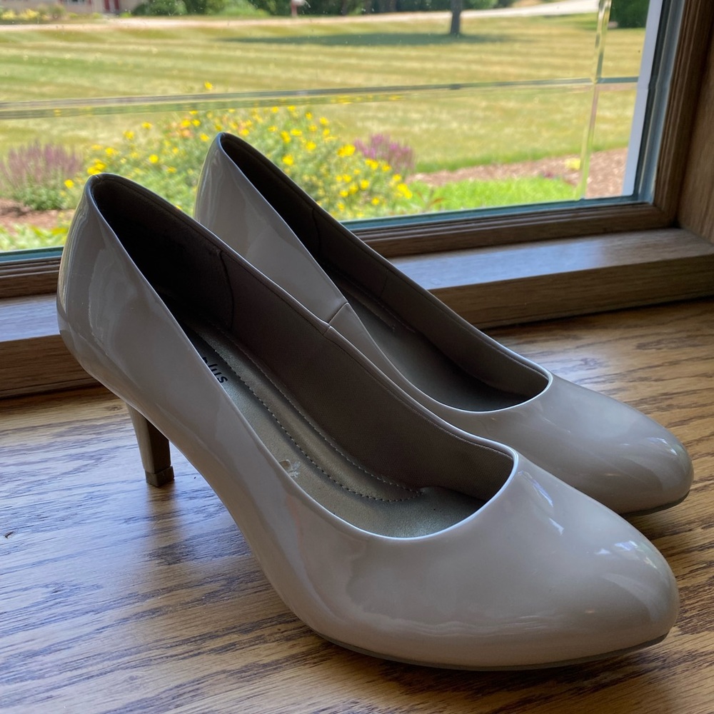 Comfort Plus nude heels